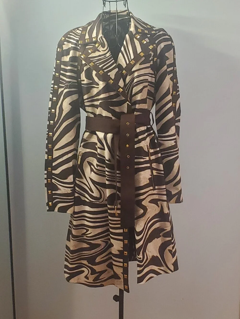 Michael Kors Chocolate Brown Lined Coat with Gold Hardware - Picture 3 of 12